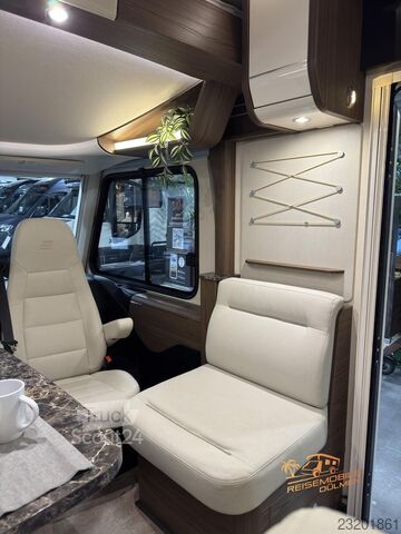 Integriertes Wohnmobil HYMER/ERIBA B-Klasse SL 704 Hubstützen Solar Lithium SAT TV