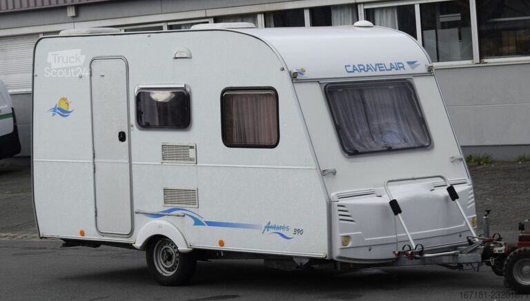 Karavāna CARAVELAIR Antares 390 mit Vorzelt