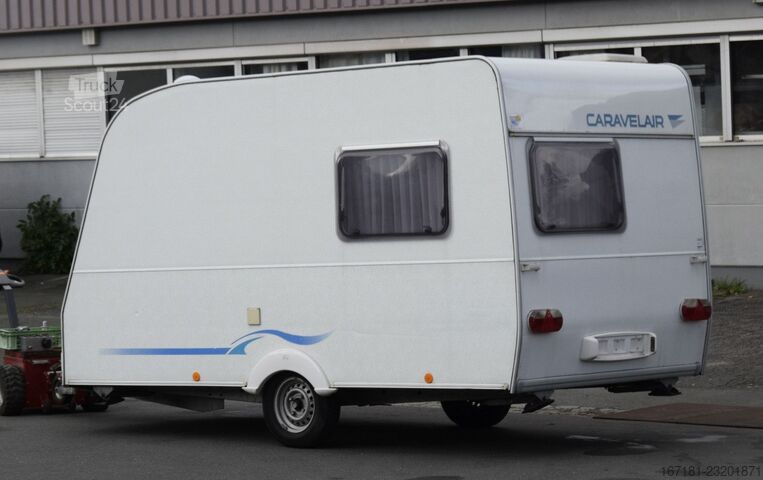 Karavāna CARAVELAIR Antares 390 mit Vorzelt