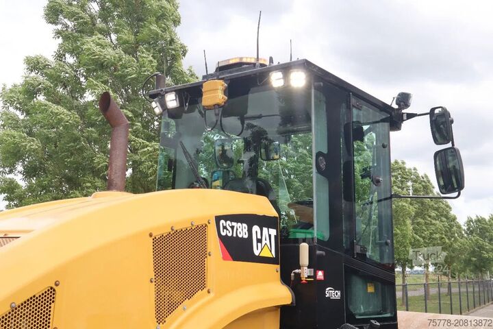 Vibrační válec Caterpillar CS78B | TRIMBLE GPS | GOOD CONDITION