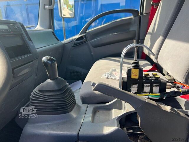 Vozidlo s hákom na kontajnery ISUZU ISUZU P75 USATO SCARRABILE BALESTRATO