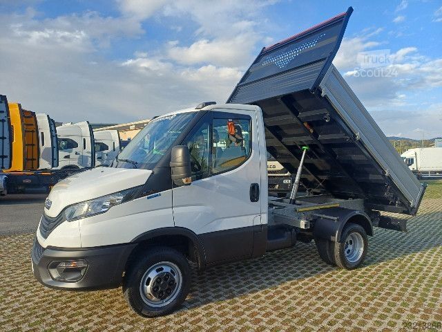 Třístranná sklápěcí dodávka IVECO DAILY 35C18