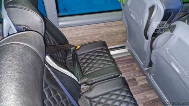 Minibus IVECO Daily 70 Vorlauffahrzeug Ferqui Sunrise 2,5 m B