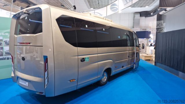 Minibus IVECO Daily 70 Vorlauffahrzeug Ferqui Sunrise 2,5 m B