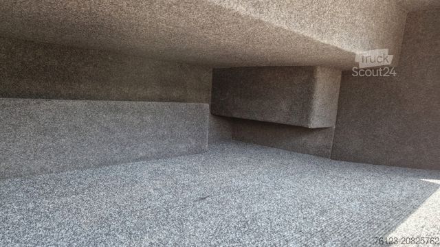 Minibus IVECO Daily 70 Vorlauffahrzeug Ferqui Sunrise 2,5 m B