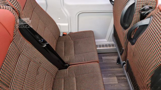 Minibus FIAT 1x Ducato 1x Opel Movano 18 SS in Stock