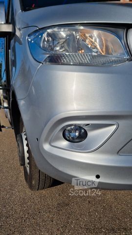 Minibús MERCEDES-BENZ 519 und 517 Glasdach XXL 20 Sitze Stock