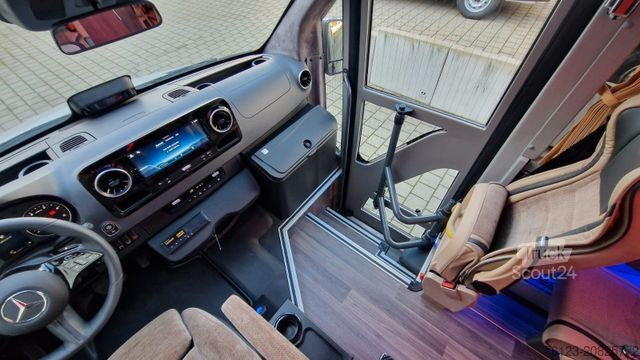 Minibús MERCEDES-BENZ 519 und 517 Glasdach XXL  20 Sitze Stock