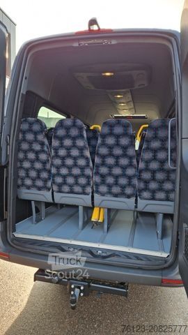 Minibús MERCEDES-BENZ Sprinter Lord Light 22 Sitzer 5 x Lagerfahrzeug