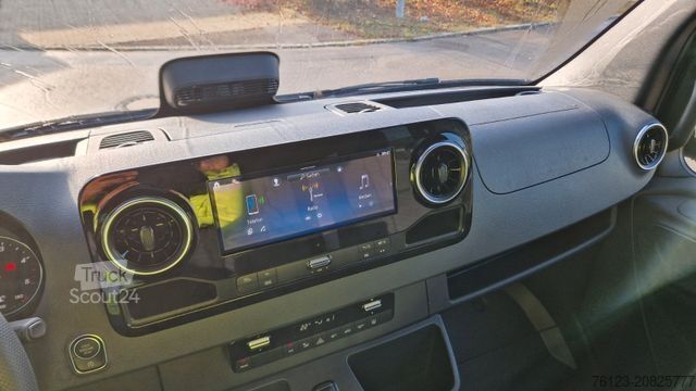 Minibús MERCEDES-BENZ Sprinter Lord Light 22 Sitzer 5 x Lagerfahrzeug