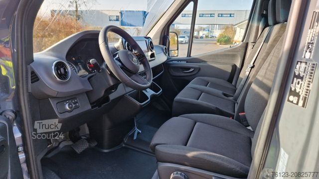 Minibús MERCEDES-BENZ Sprinter Lord Light 22 Sitzer 5 x Lagerfahrzeug
