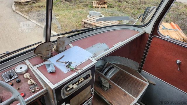 Διαπεριφερειακό λεωφορείο SETRA Kässbohrer Setra S 11