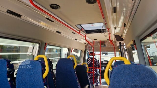 Minibús MERCEDES-BENZ 517 / 515 Frontniederflur mit Ada Systeme
