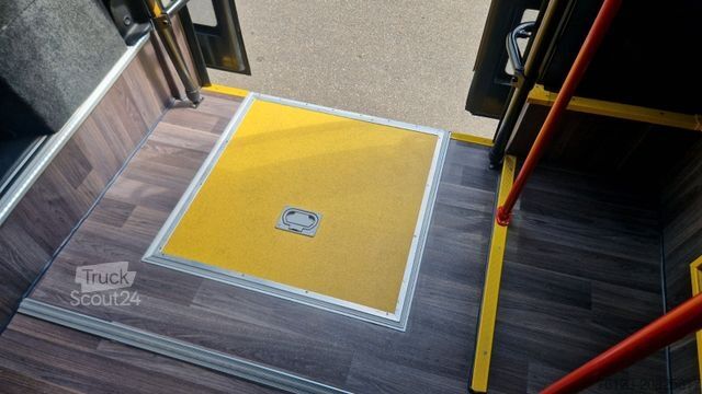 Minibús MERCEDES-BENZ 517 / 515 Frontniederflur mit Ada Systeme