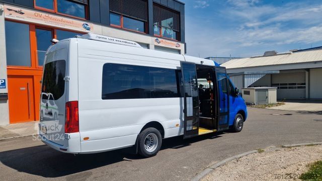 Minibús MERCEDES-BENZ 517 / 515 Frontniederflur mit Ada Systeme