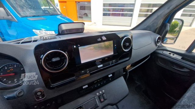 Minibús MERCEDES-BENZ 517 / 515 Frontniederflur mit Ada Systeme