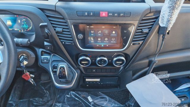 Autobus urbano IVECO Daily C 70 City Niederflur 34 PAX auch als CNG