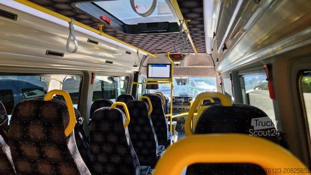 Minibús MERCEDES-BENZ Sprinter 517 Heckniederflur Vorlauffahrzeug