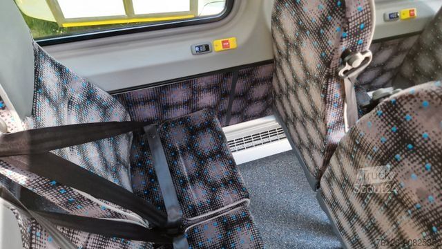 Minibús MERCEDES-BENZ Sprinter 517 Heckniederflur Vorlauffahrzeug