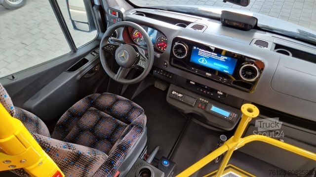 Minibús MERCEDES-BENZ Sprinter 517 Heckniederflur Vorlauffahrzeug