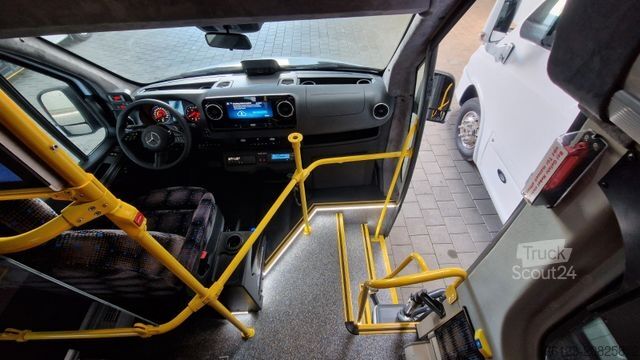 Minibús MERCEDES-BENZ Sprinter 517 Heckniederflur Vorlauffahrzeug