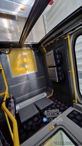 Minibús MERCEDES-BENZ Sprinter 517 Heckniederflur Vorlauffahrzeug