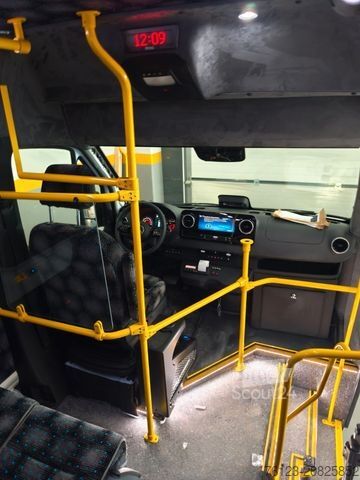 Minibús MERCEDES-BENZ Sprinter 517 Heckniederflur Vorlauffahrzeug