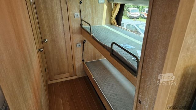 Caravan/camper Neoplan Starliner 2 XXL Wohnbus Setra