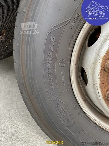 Refrigerated/frozen transport Volvo FM 330