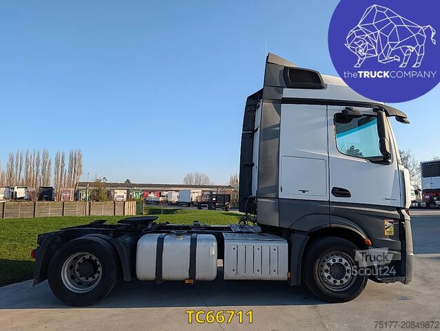 معيار SZM Mercedes-Benz Actros 1845