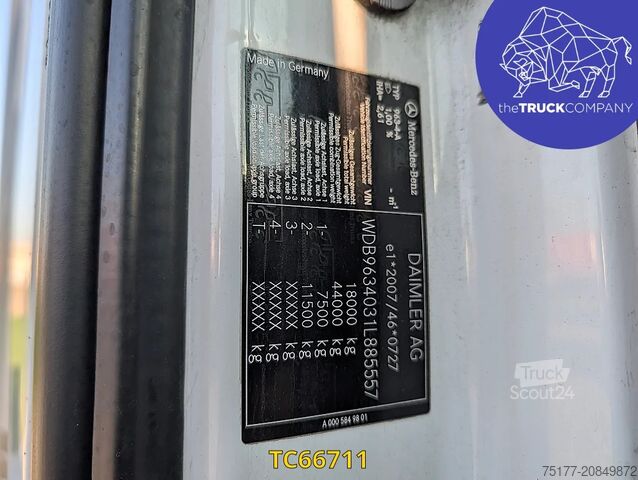 معيار SZM Mercedes-Benz Actros 1845