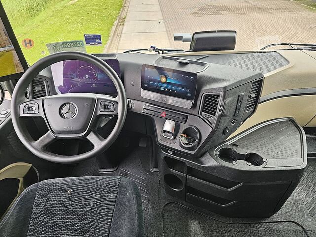 Standard-SZM MERCEDES-BENZ ACTROS 1845 LS MP5 RETARDER 2X TANK