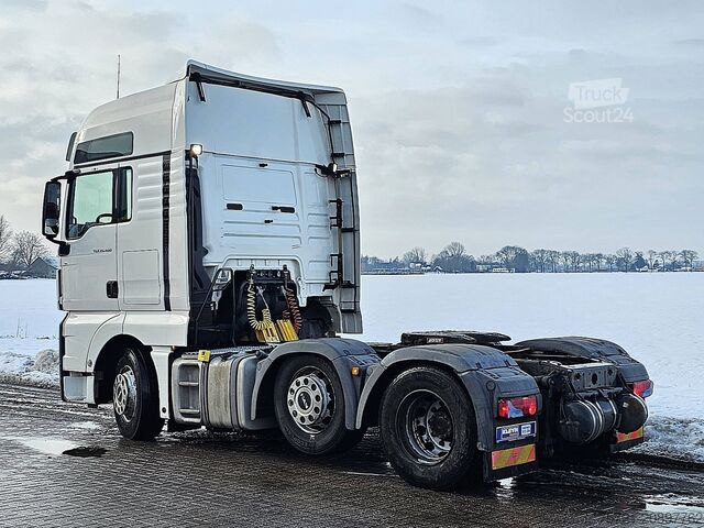 Estándar-SZM M.A.N. 26.460 TGX XLX 6X2 BLS