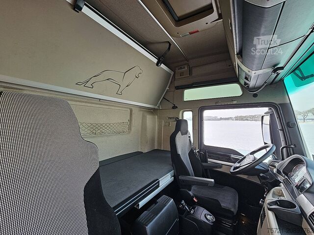 Standard-SZM M.A.N. 26.460 TGX XLX 6X2 BLS