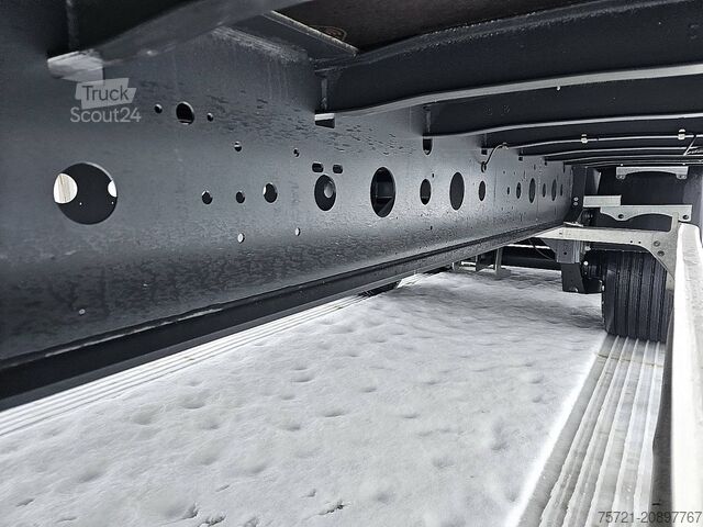 Schiebeplanen WIELTON NS3K MEGA