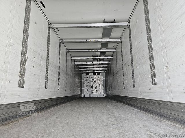 Kühl-/Tiefkühltransport SCHMITZ SKO 24