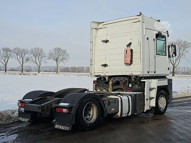 Estándar-SZM RENAULT MAGNUM 440