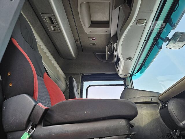 Standard-SZM RENAULT MAGNUM 440