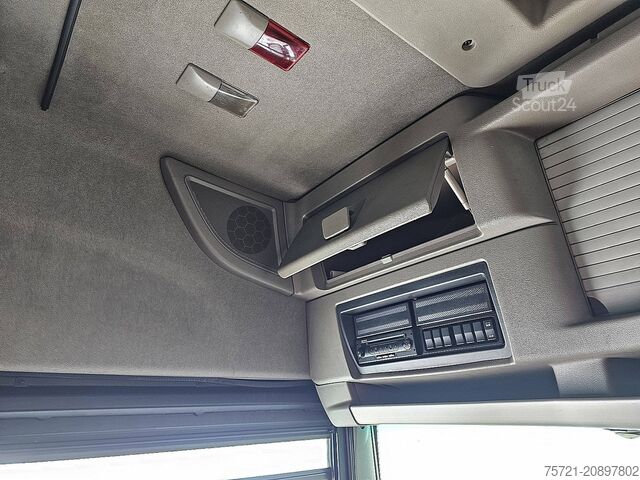 Estándar-SZM RENAULT MAGNUM 440