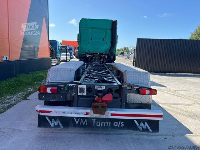 Chassis-cabina Mercedes-Benz Actros 3563 8x4*4 RETARDER / CHASSIS L=7350 mm