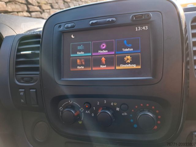 Kombijevsko vozilo OPEL Vivaro B 2.9 L1H1 Kasten Klima Navi PDC  Sortimo