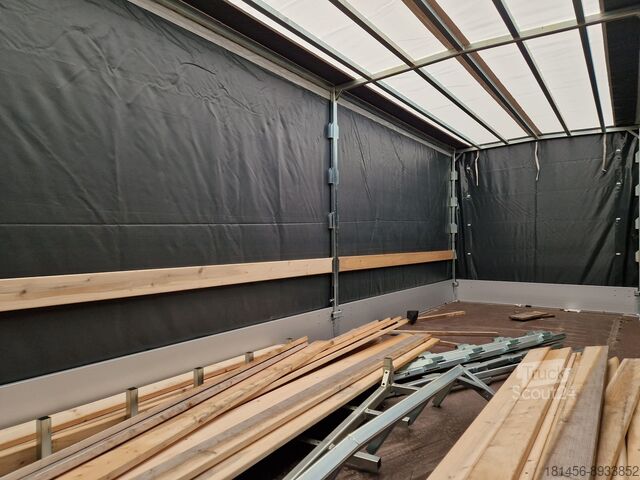 Platou / tarpaulin HUCO MEDAX großer Volumenanhänger Plane Spriegel 611x203x210cm 3000kg verfügbar