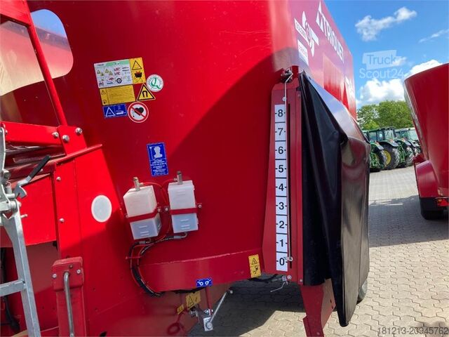 Lauksaimniecības mašīna Trioliet Solomix 2 2000 ZK