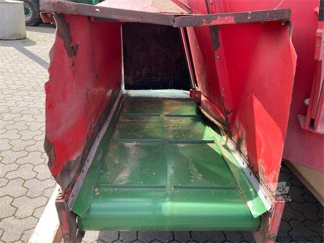 Lauksaimniecības mašīna Trioliet Solomix 2-2400L