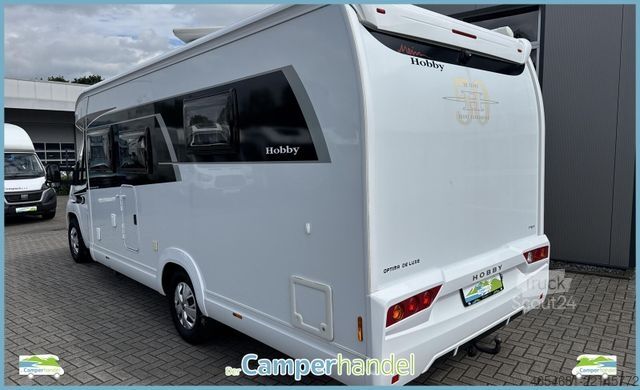 Autocaravana semi-integrada HOBBY Optima De Luxe T70 F 1.HAND#NAVI#SAT#SCHECKHEFT