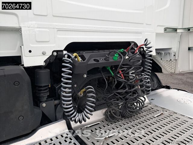 Kötet SZM DAF XF 480 4X2 Mega 2xTanks LED ACC Euro 6