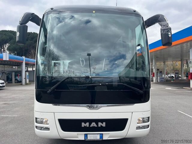 حافلة سياحية MAN Lion's Coach