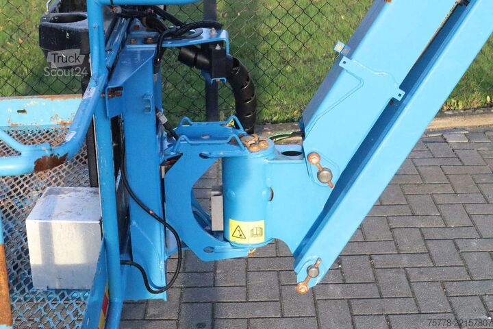 Articulated telescopic work platform Genie S-80 J | 26.5 METER | 300 KG | LOW HOURS