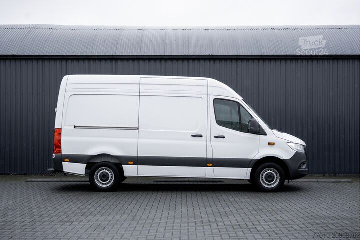 Fourgon tôlé Mercedes-Benz Sprinter 317 CDI L2H2 | Mbux | Facelift | Navi ...