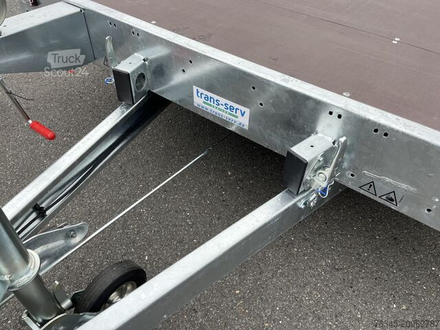 Rimorchio trasporta auto Temerad CARKEEPER 4021/2  2,7 to. Siebdruckboden